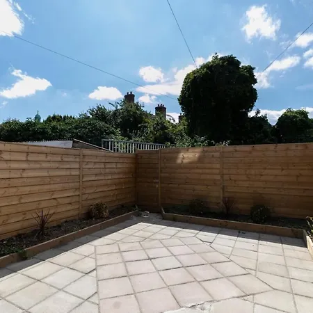 Apartamento Stunning 1 Bedroom Studio In Heart Of Rathmines *